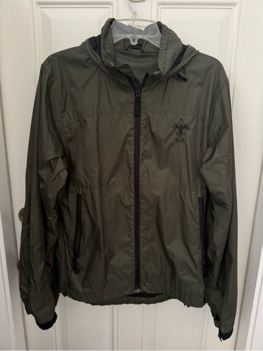 Olive Green Lightweight Men's Windbreaker Jacket. (1 small and 1 medium)